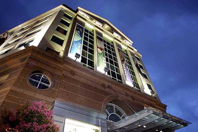 فندق أجنحة إمباسي واشنطن دي سي - آت ذا تشيفي تشيز بافيليون المظهر الخارجي الصورة
